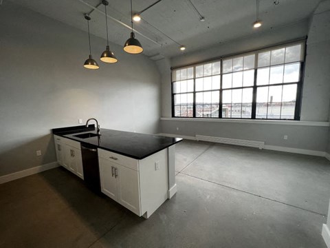 Floor plan for 1 bed, 1 bath, 824 sqft